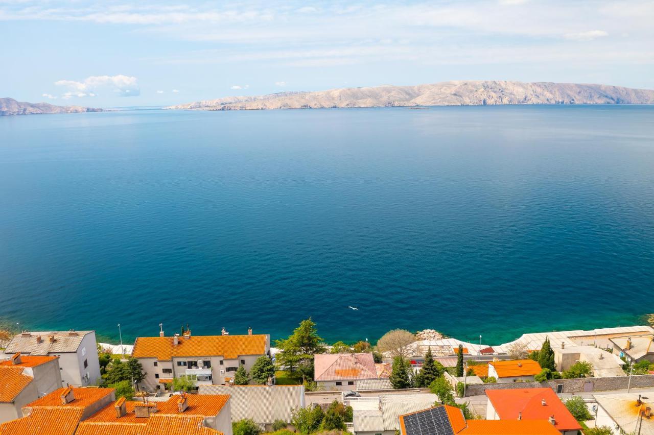 Apartments By The Beach Adela Senj Сен Екстериор снимка