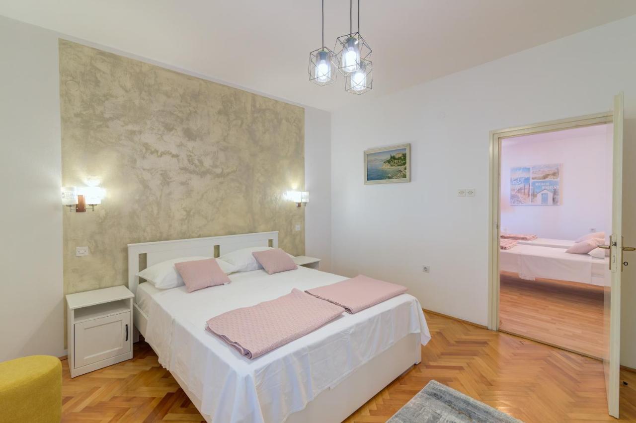 Apartments By The Beach Adela Senj Сен Екстериор снимка